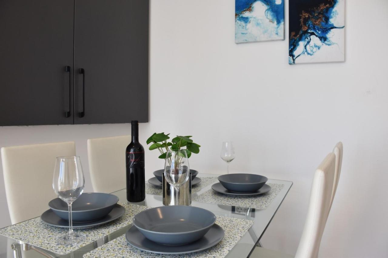 Apartman Lucana Apartment Tribalj Exterior foto