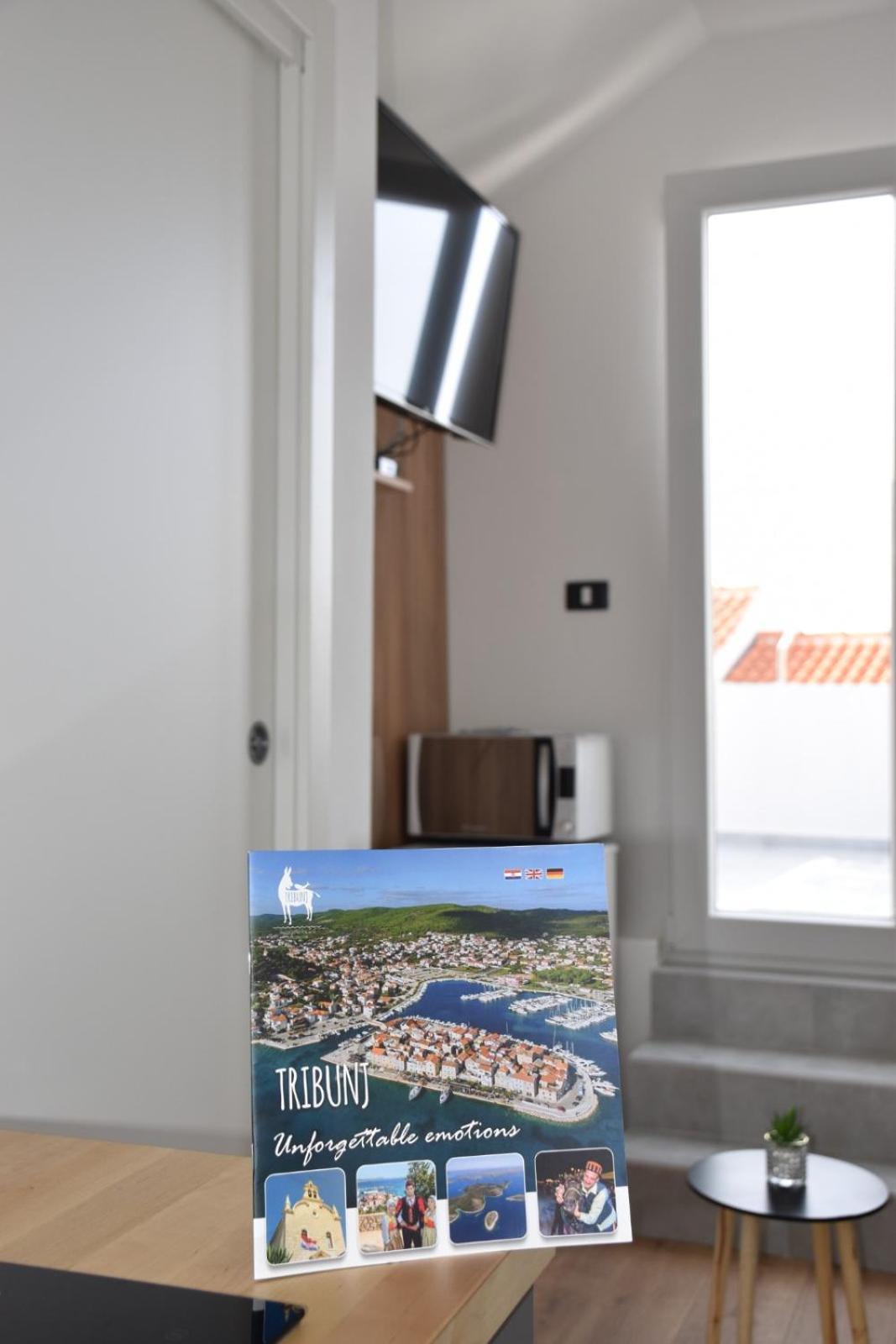 Apartman Lucana Apartment Tribalj Exterior foto