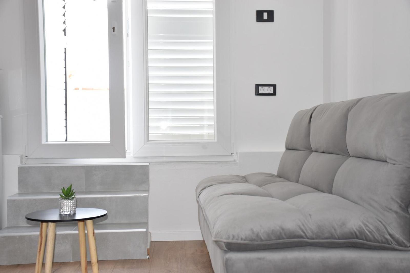 Apartman Lucana Apartment Tribalj Exterior foto